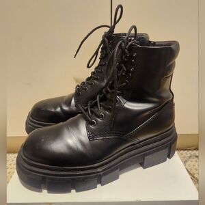 Rare ZARA Black Vegan Leather Lace-Up Chunky Platform Combat Ankle Boots Sz.9/40